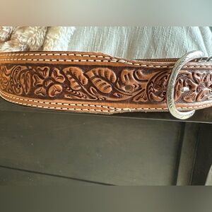 Double J Saddlery Leather Tooled Belt